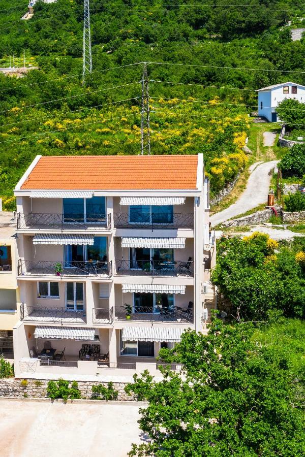 Apartmani Visum スヴェティ・ステファン エクステリア 写真