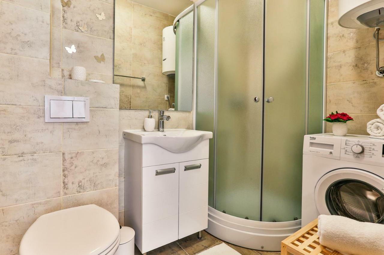 Apartmani Visum スヴェティ・ステファン エクステリア 写真