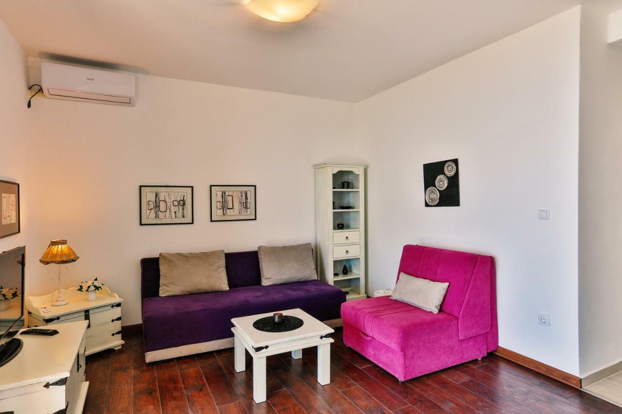 Apartmani Visum スヴェティ・ステファン エクステリア 写真