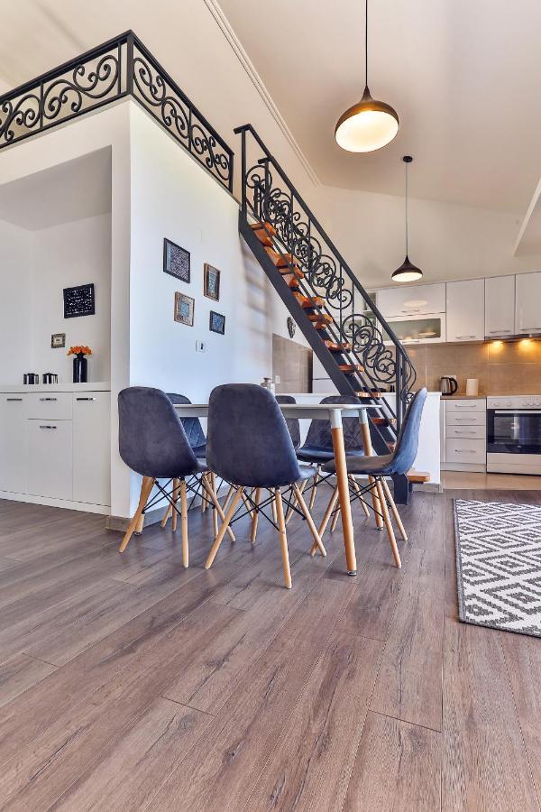 Apartmani Visum スヴェティ・ステファン エクステリア 写真